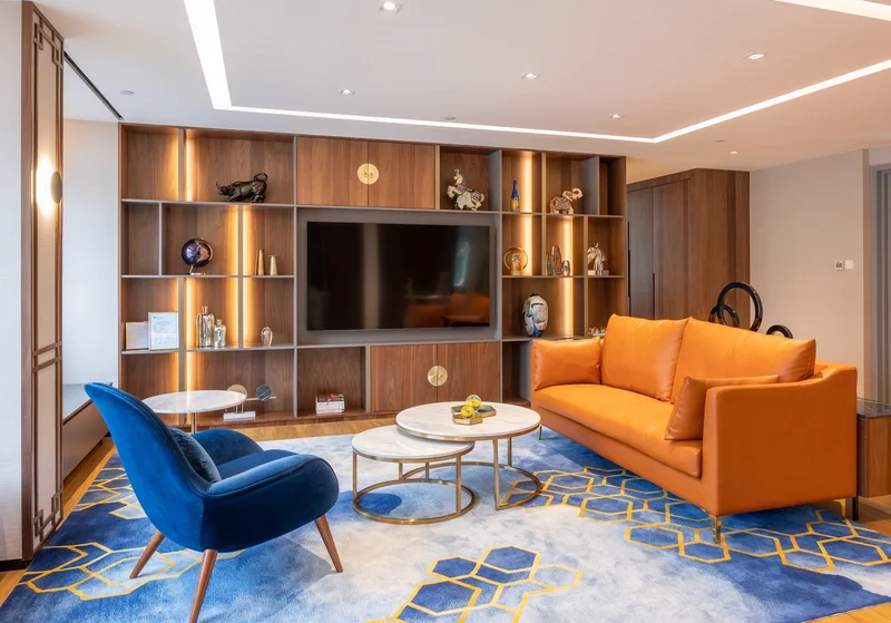 Bespoke Workplace for Investment Firm