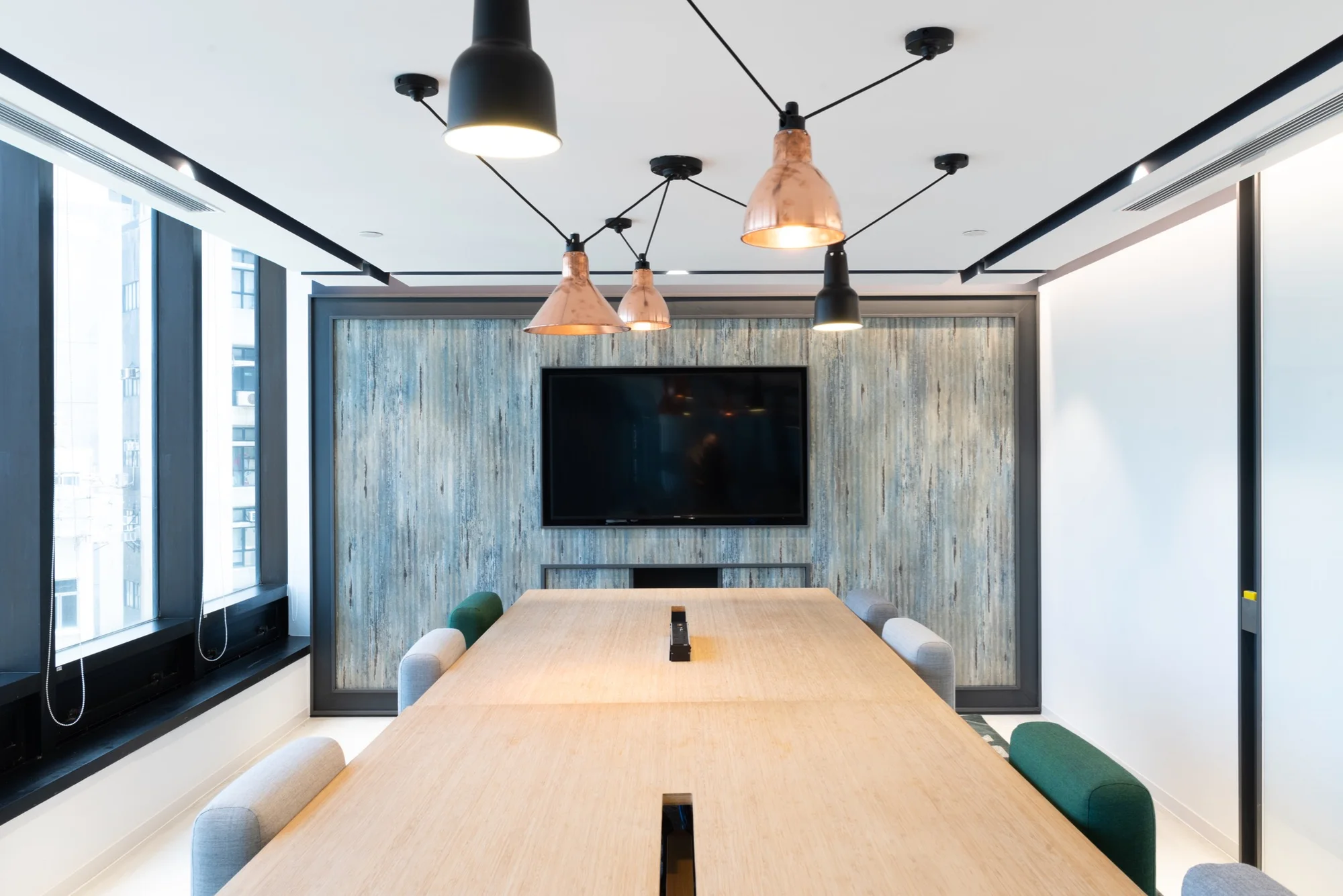Soft & Raw Meeting Room