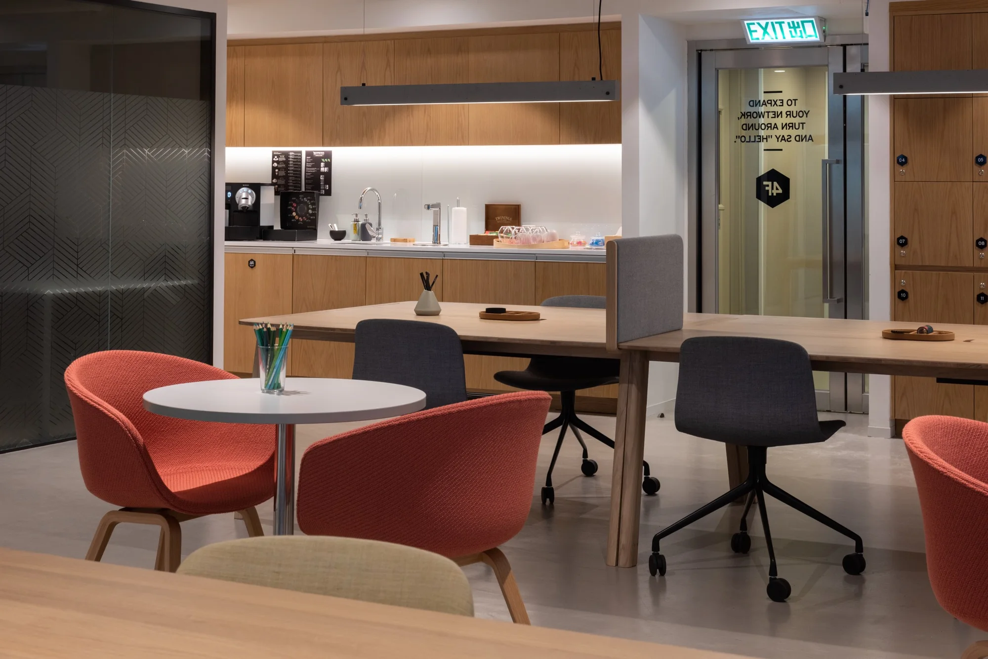 Reserved Co-working (Pantry)