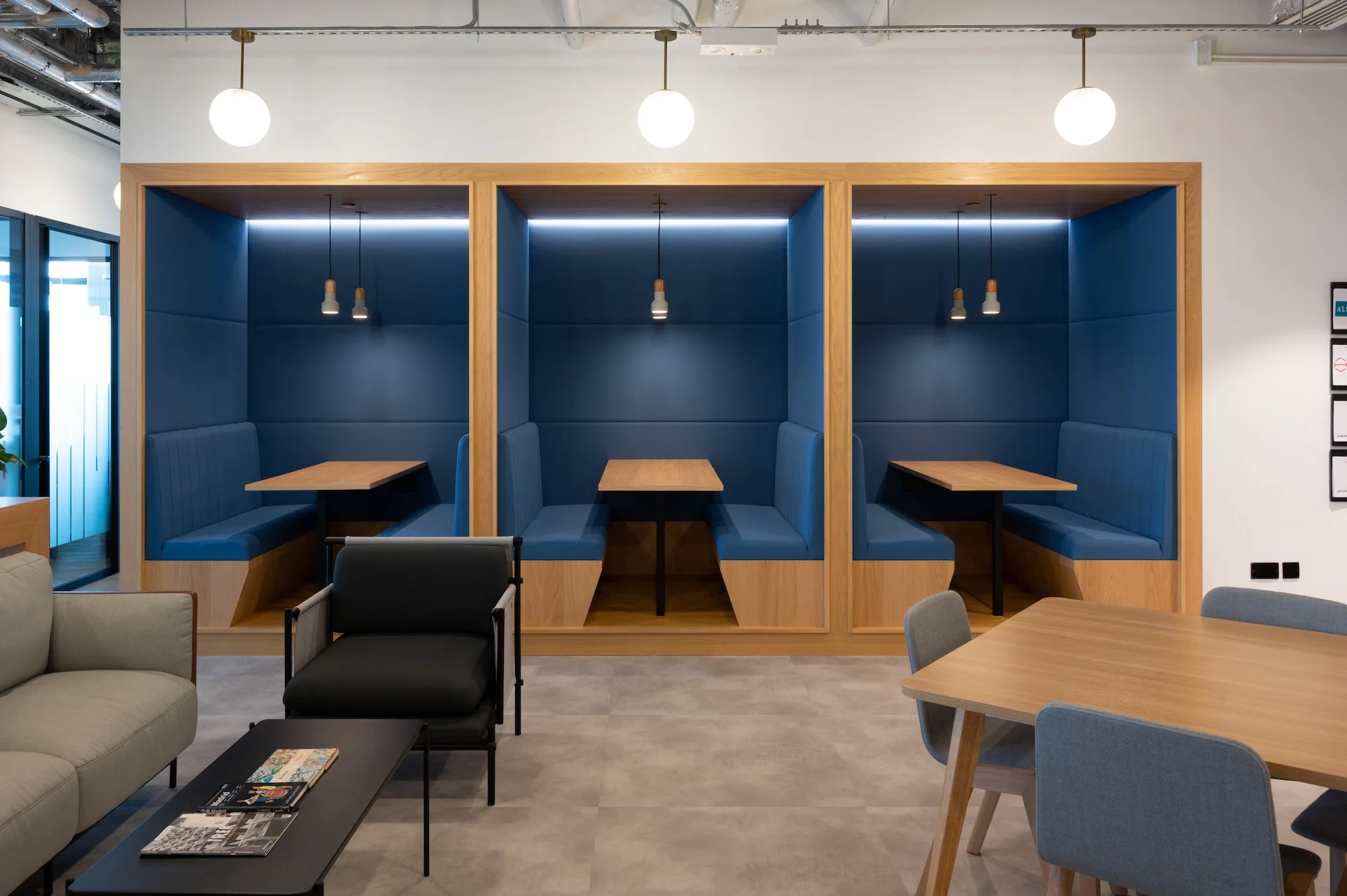 Meeting Booths